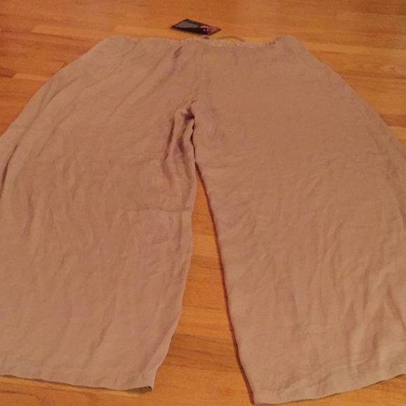 Iman beige lightweight silkypolyester palazzo pant - Picture 6 of 8